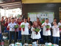 Sosialisasi Pengelolaan Administrasi Bank Sampah DLHK Kukar Diapresiasi Lurah Maluhu