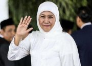 Khofifah Absen Panggilan KPK, Hadiri Wisuda Putra di China