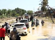 Aceh Tamiang Masih Terisolasi, Warga Tidur di Jalan dan Bertahan Hidup dari Sisa Makanan