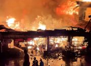 Kebakaran Pasar Segiri Hanguskan 44 Bangunan, Pemadaman Terkendala Akses dan Keributan