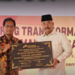 Launching rumah Bank Sampah Berseri oleh Bupati Kutai Kartanegara (Kukar) Edi Damanayah bersama Djudjuwanto General Manager (GM) Zona 10 Pertamina Hulu Kalimantan Timur (PHKT), Kamis (29/12) di Desa Kersik, Kecamatan Marangkayu.