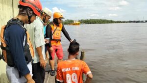 Asyik Mainan, Balita Ini Hilang di Perairan Muara Jawa
