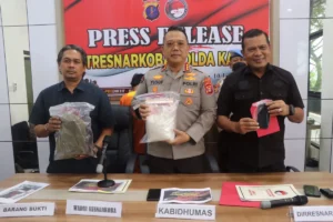 Polisi Amankan Sabu Seberat 1,5 Kilogram yang Dibalut Bungkus Biskuit Cina