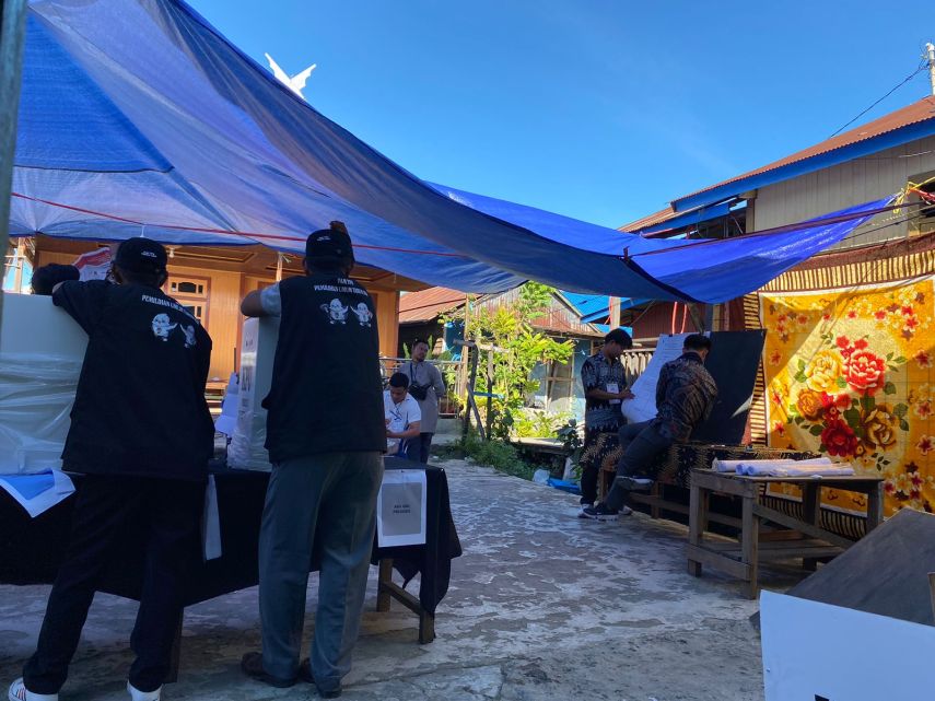 Situasi para KPPS yang bertugas