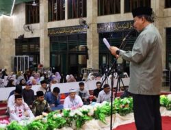 Sekkab Sunggono dan Umat Muslim Tenggarong Bersatu dalam Semangat Nuzulul Qur’an