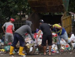 DLH Samarinda Pastikan Pengangkutan Sampah Tetap Berjalan Selama Ramadan