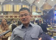 Demokrasi di Persimpangan Jalan: Darlis Pattalongi Soroti Rendahnya Partisipasi Publik di Samarinda