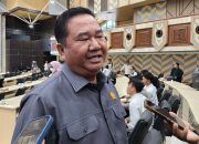 Distribusi Logistik Terkendala, Ekti Imanuel Desak Subsidi Ongkos Angkut untuk Mahulu Segera Direalisasikan